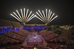 Schweiz_Basel Tattoo_Aufführung Fernansicht oben_Feuerwerk3