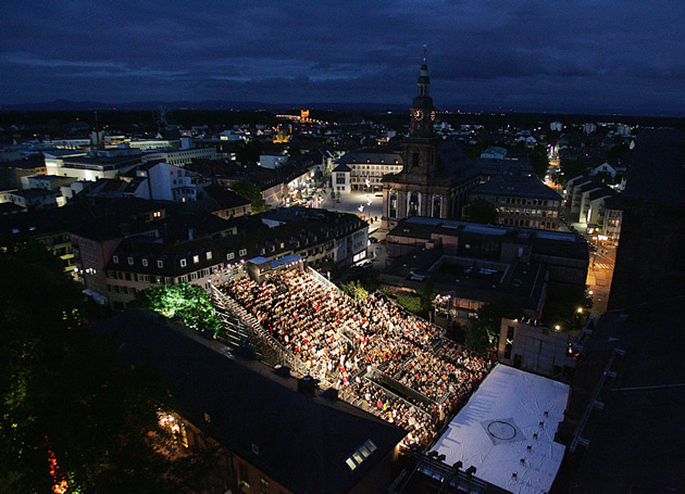 Nibelungen-Festspiele Worms - Luftbildansicht bei Nacht
